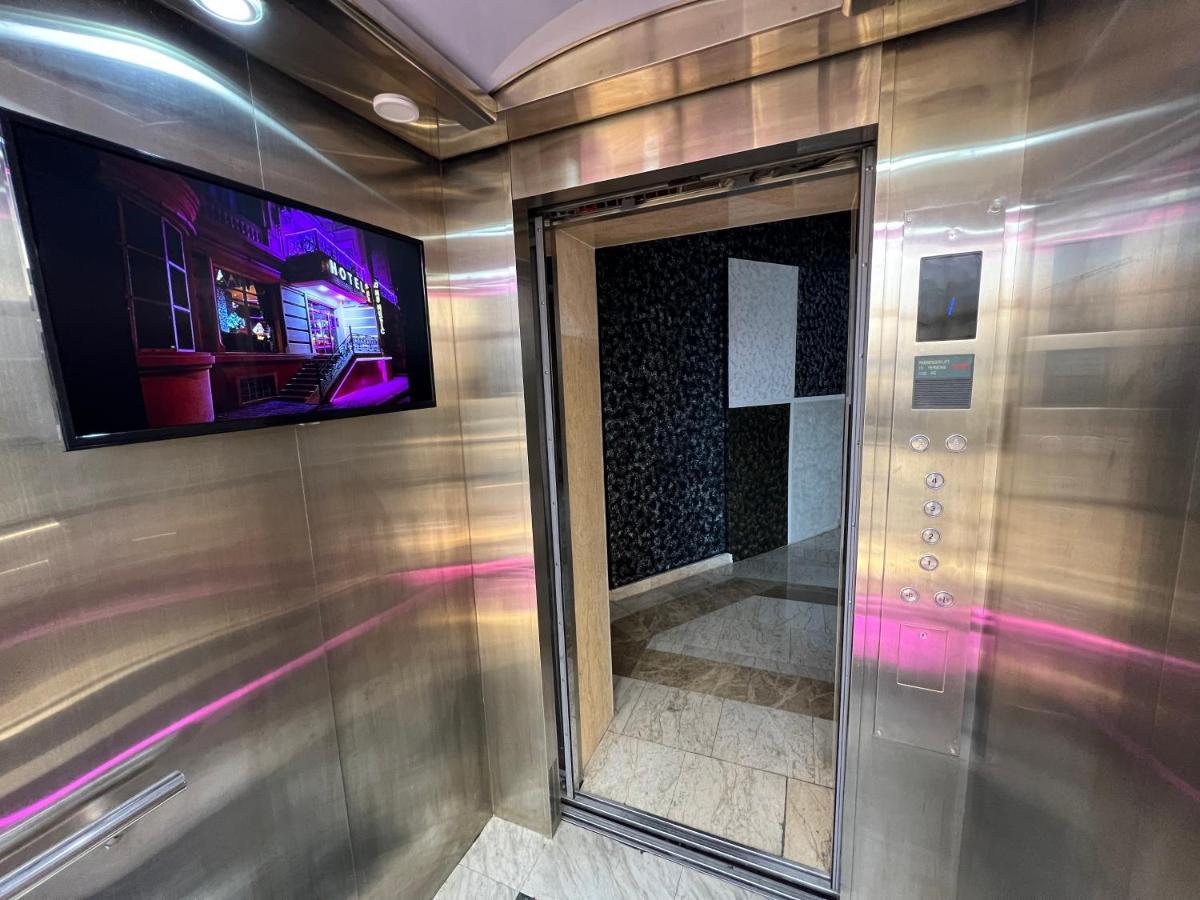 באקו My Music Hotel מראה חיצוני תמונה